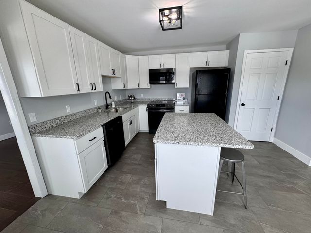 18350 N HIGHWAY 124, Centralia, MO 65240