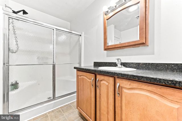 136 TELEGRAPH RD, Coatesville, PA 19320