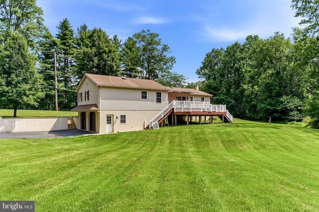 136 TELEGRAPH RD, Coatesville, PA 19320