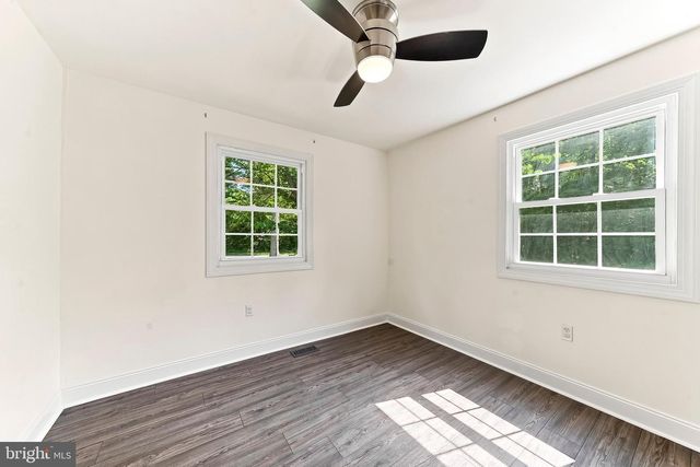 136 TELEGRAPH RD, Coatesville, PA 19320