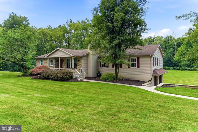 136 TELEGRAPH RD, Coatesville, PA 19320