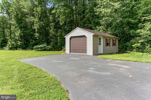 136 TELEGRAPH RD, Coatesville, PA 19320