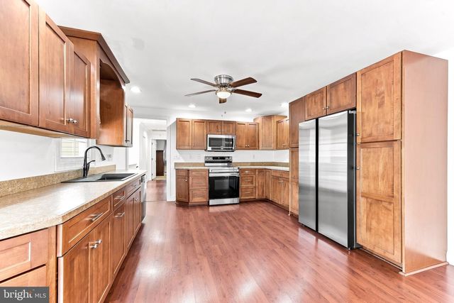 136 TELEGRAPH RD, Coatesville, PA 19320