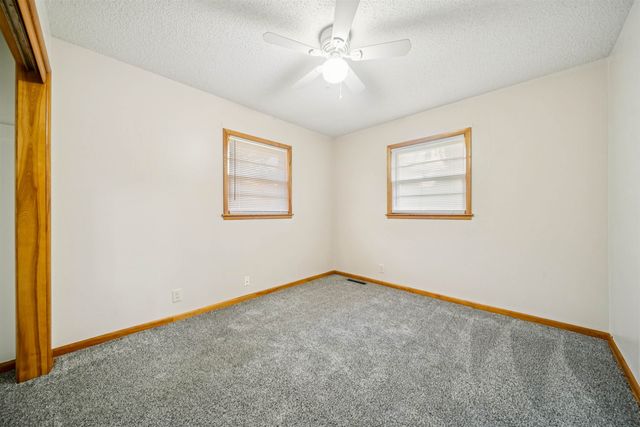 300 N Wood Ave, Wichita, KS 67212