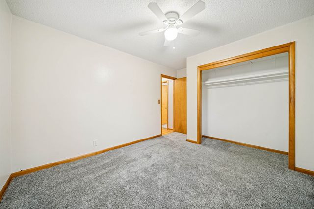 300 N Wood Ave, Wichita, KS 67212