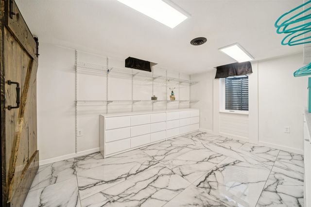 300 N Wood Ave, Wichita, KS 67212