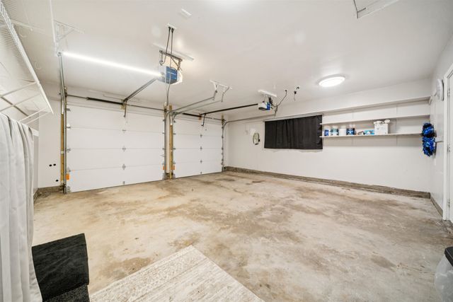 300 N Wood Ave, Wichita, KS 67212