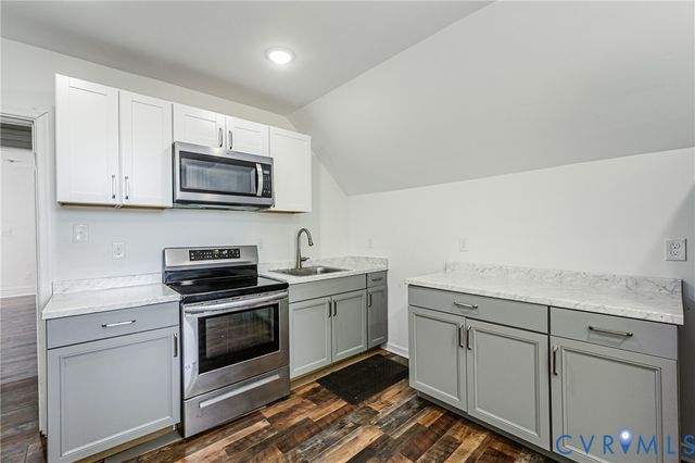 2859 Hull St, Richmond, VA 23224