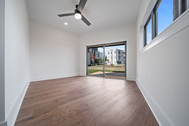 6011 Hill Cir, Nashville, TN 37209