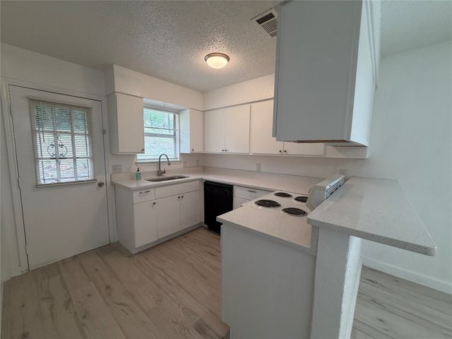 2600 21st Street, Fort Worth, TX 76106