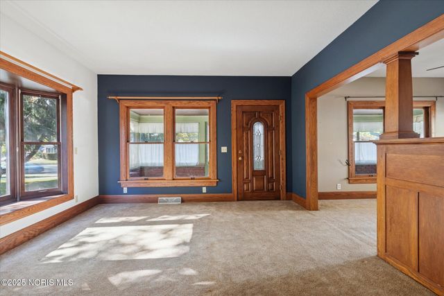 5470 Douglas Road, Toledo, OH 43613