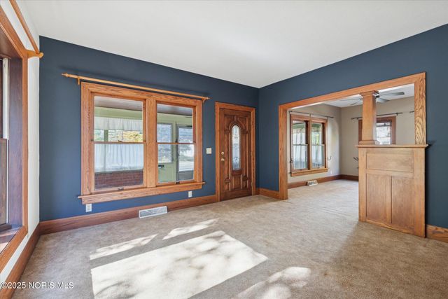 5470 Douglas Road, Toledo, OH 43613