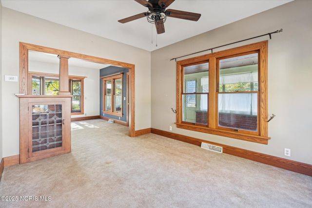 5470 Douglas Road, Toledo, OH 43613