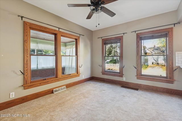 5470 Douglas Road, Toledo, OH 43613