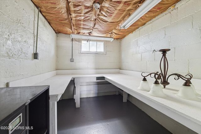 5470 Douglas Road, Toledo, OH 43613