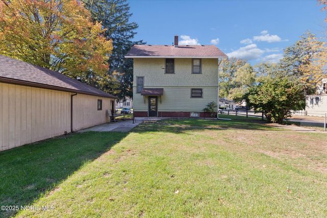 5470 Douglas Road, Toledo, OH 43613