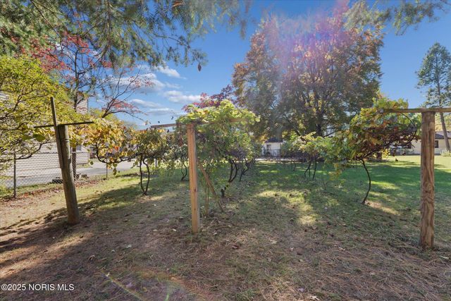 5470 Douglas Road, Toledo, OH 43613