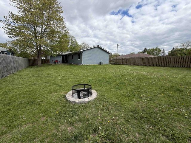 412 Scott Street, Mazomanie, WI 53560
