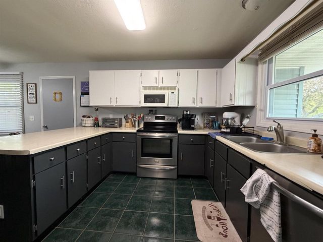 412 Scott Street, Mazomanie, WI 53560