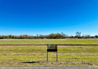 7 Cypress St, Derby, KS 67037