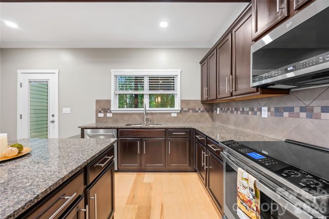 102 Sheridan Court, Mooresville, NC 28115
