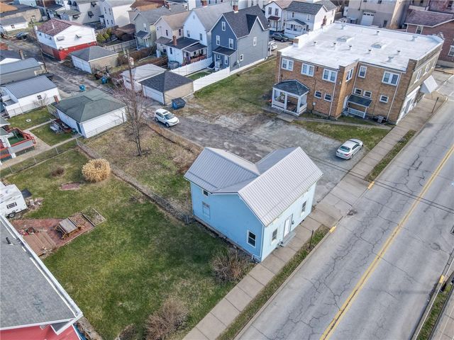 406 Ligonier St, Latrobe, PA 15650