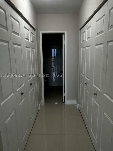 20515 E Country Club Dr 1749, Aventura, FL 33180