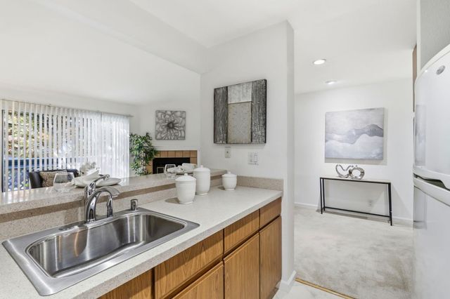 1494 Four Oaks Circle, San Jose, CA 95131