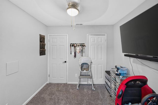 1886 Kirk Way, Sacramento, CA 95822