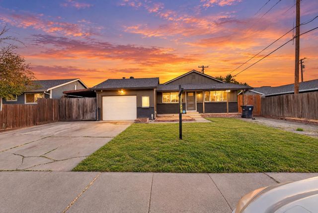 1886 Kirk Way, Sacramento, CA 95822