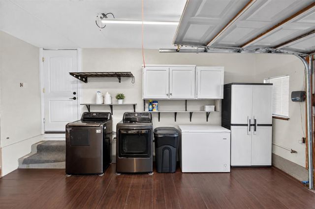1886 Kirk Way, Sacramento, CA 95822