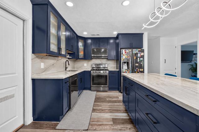 1886 Kirk Way, Sacramento, CA 95822