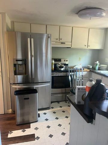207 Paisley Court, Kalamazoo Twp, MI 49006