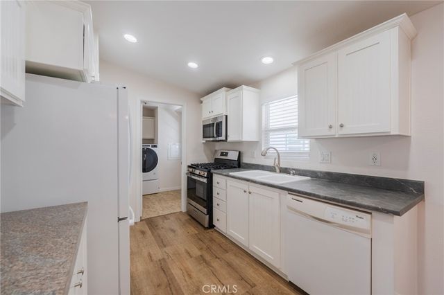 21851 Newland Street 43, Huntington Beach, CA 92646