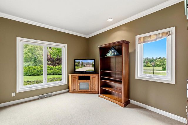 4405 Honeywood LANE, Jackson, WI 53037