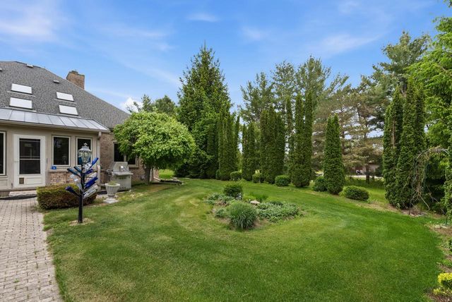 4405 Honeywood LANE, Jackson, WI 53037