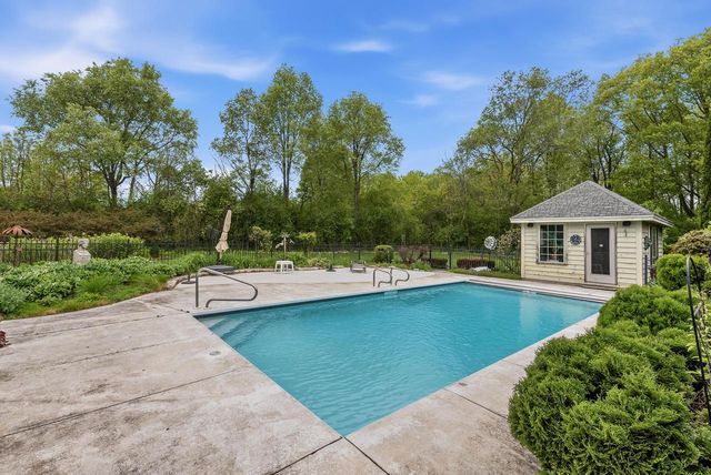4405 Honeywood LANE, Jackson, WI 53037