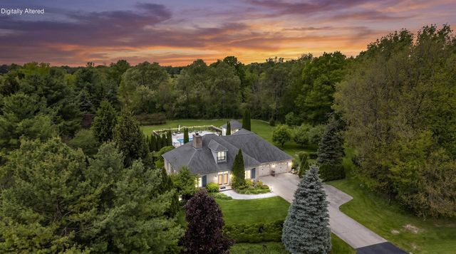 4405 Honeywood LANE, Jackson, WI 53037