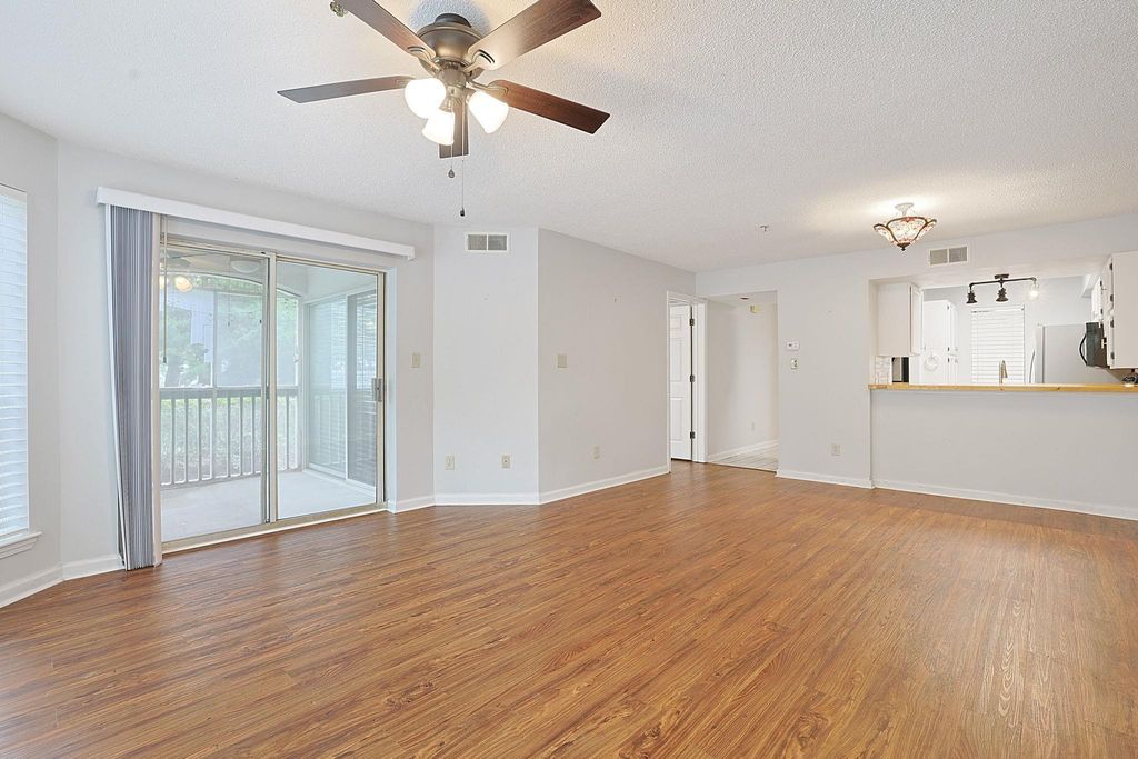 4601 Greenbriar Dr Unit 105, Little River, SC 29566 — photo 4