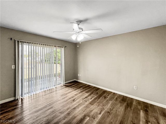 1215 SE 8th AVE, Cape Coral, FL 33990