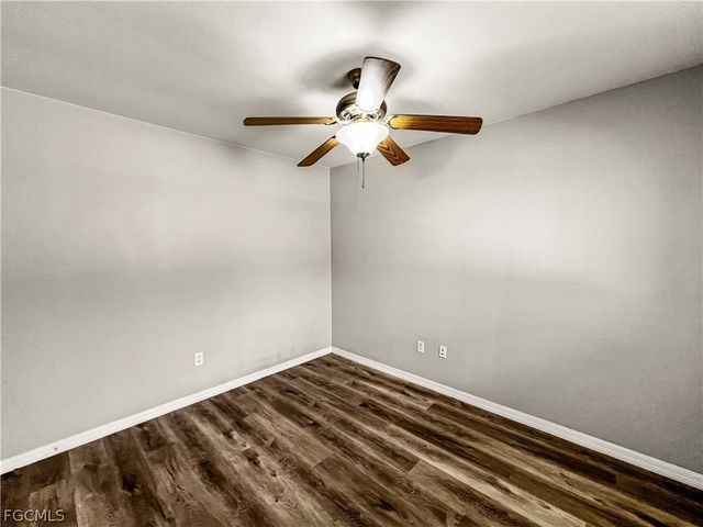 1215 SE 8th AVE, Cape Coral, FL 33990