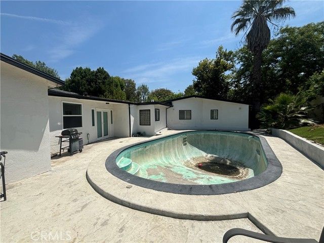 19404 Olivos Drive, Tarzana (los Angeles), CA 91356