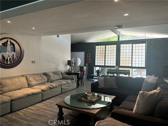 19404 Olivos Drive, Tarzana (los Angeles), CA 91356