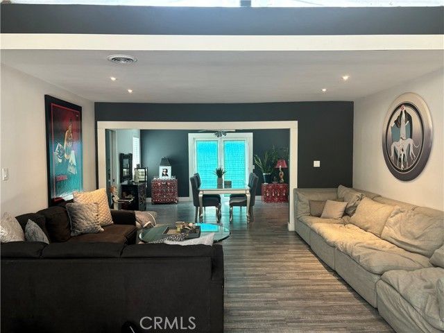 19404 Olivos Drive, Tarzana (los Angeles), CA 91356