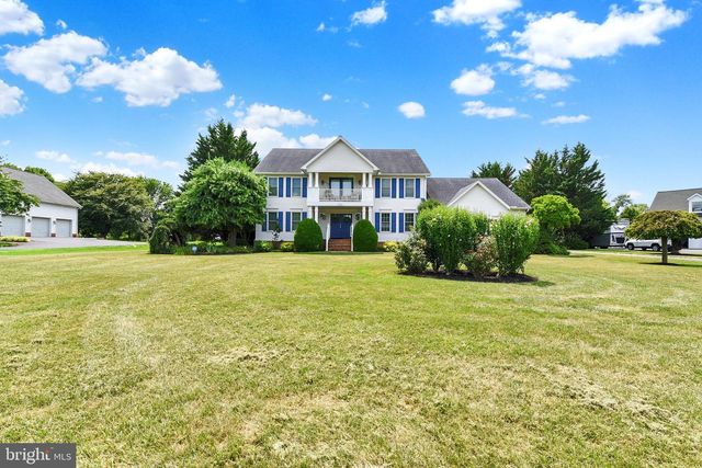1204 REDWOOD HILLS CIRCLE, Carlisle, PA 17015