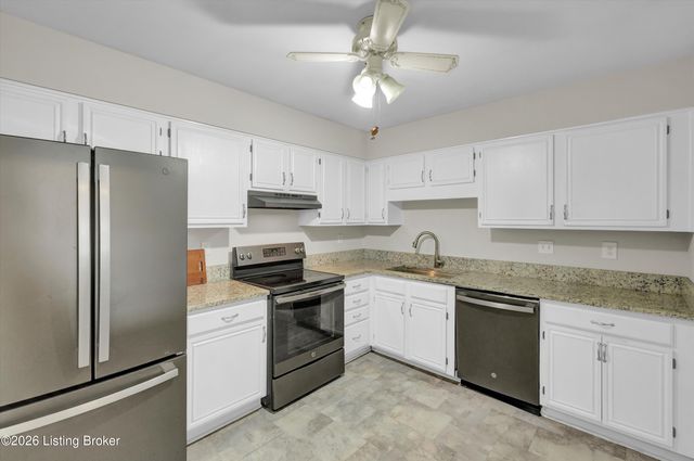 8802 Doe Run Ct, Louisville, KY 40242