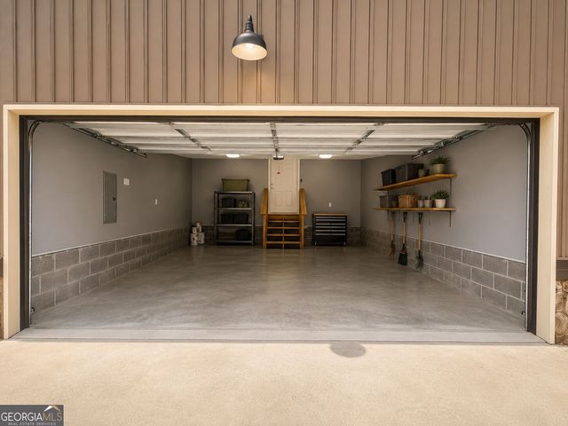 55 Skyline Hts, Lafayette, GA 30728
