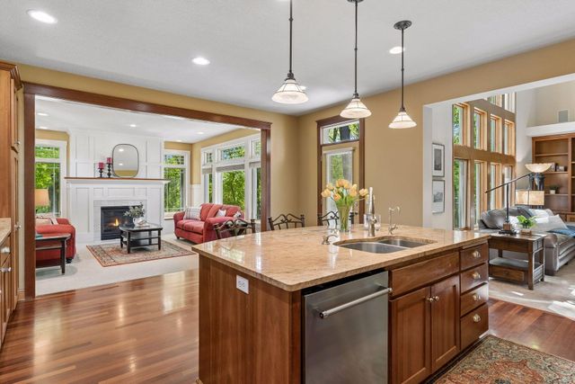 3716 Falcon Way, Eagan, MN 55123