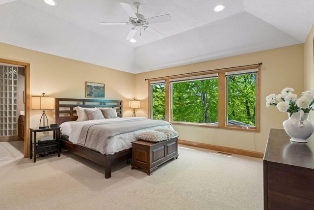 3716 Falcon Way, Eagan, MN 55123