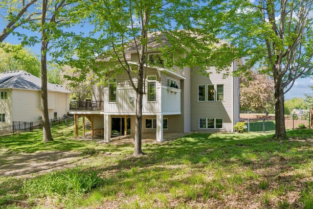 3716 Falcon Way, Eagan, MN 55123